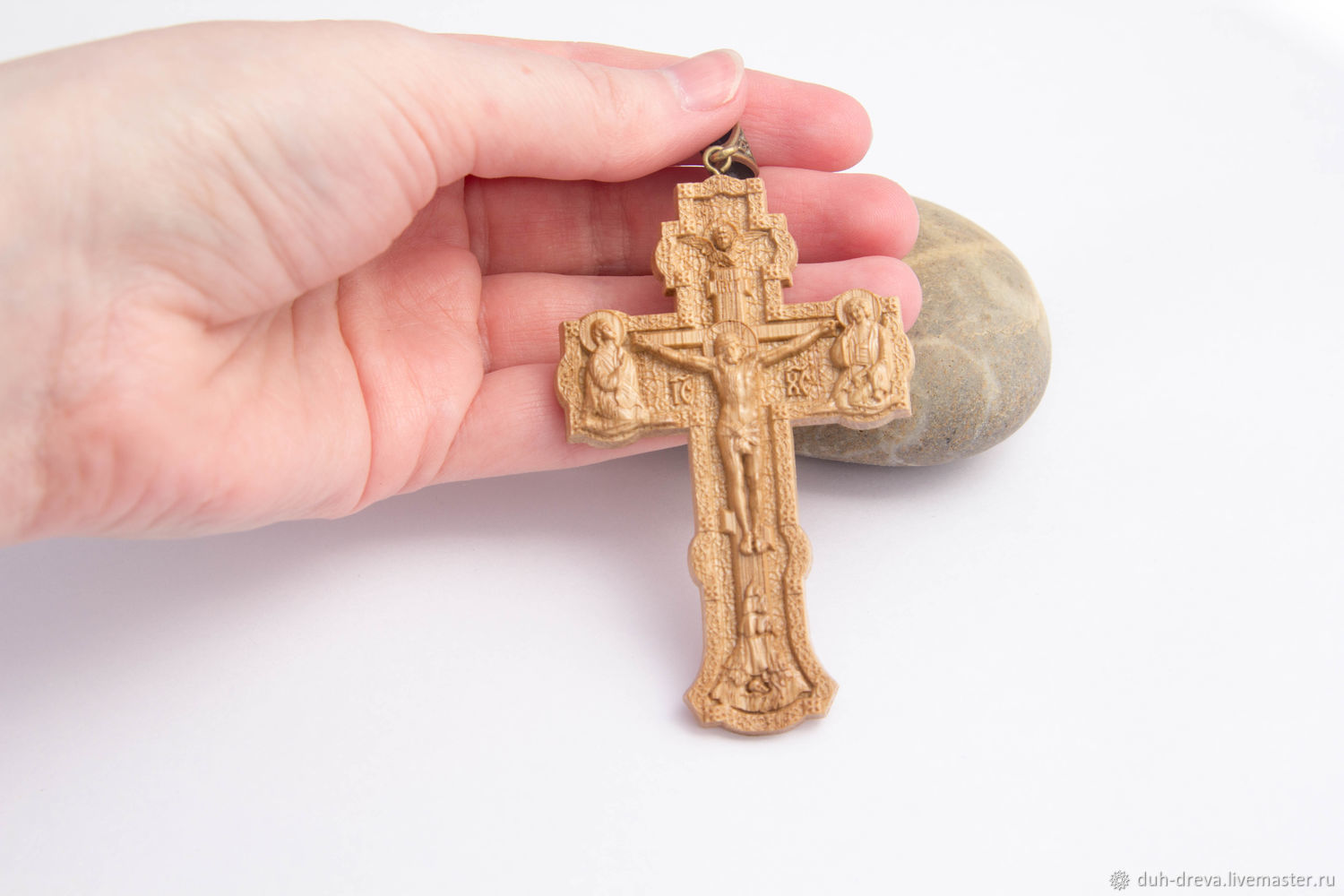 Православные нательные деревянные. Нательный крест 1864. Крест наперсный деревянный. Крестик православный деревянный. Крестик деревянный нательный православный.