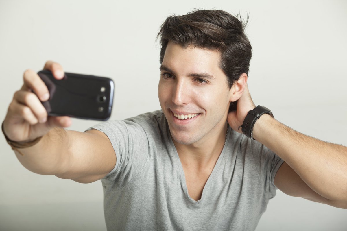 Как отретушировать фото в телефоне лицо