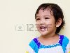 Тайские дети улыбаются ярким и естественным. Фото со стока - 10875017