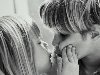 Различные поцелуи приобретают популярность на определенный период времени, ...