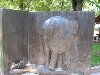«Слон и моська». Скульптура на патриарших прудах,посвящено басням крылова.