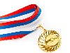 Золотая медаль с узорами
