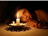 Краткостью своего существования свеча символизирует одинокую трепетную ...