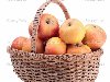 Плетеная корзина с яблоками - Стоковое изображение
