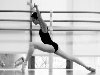 Девушка, танец, чб, балерина, черно-белое, балет. Просмотров: 1492