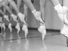 Черно-белые фото балерин Первым балетным спектаклем-представлением стал ...