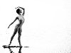 Черно-белое фото балерины