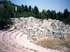 Театры древней Греции, как правило, располагались на склонах холмов или ...