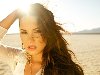 В сети появилась новая песня американской певицы и актрисы Деми Ловато «Shut ...