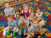 Зарплата воспитателя детского сада – одна из острейших проблем российского ...