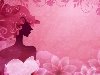 Девушка среди розовых цветов