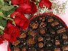 Коробка конфет, еда, конфеты, коричневое, подарочное, розы, цветы 1920х1200