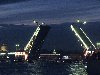 Дворцовый мост с ночной подсветкой