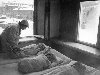 Год рождения 1942-й (Врач-консультант Л.Г.Мыскова со спящими новорожденными ...