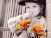 Фото Мальчик с цветами