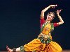 Индийские танцы жителям постсоветского пространства знакомы по фильмам ...